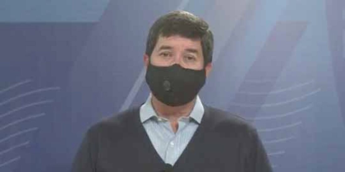 El Gobernador Javier Corral informa sobre nuevas restricciones en la entidad.