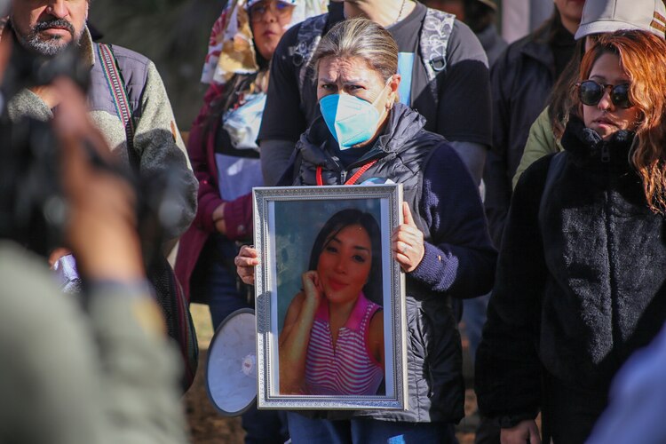 Más de un centenar de personas participó en la búsqueda de restos de Monserrat Uribe durante tres días.