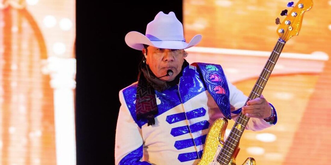 Tunden a Lupe Esparza de Bronco por callar a señora en programa en vivo