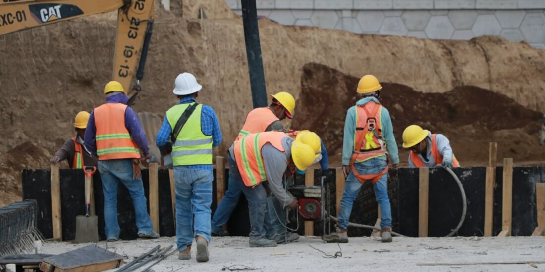 De manera mensual, el indicador registró un descenso de 25.1 por ciento durante el mismo periodo.