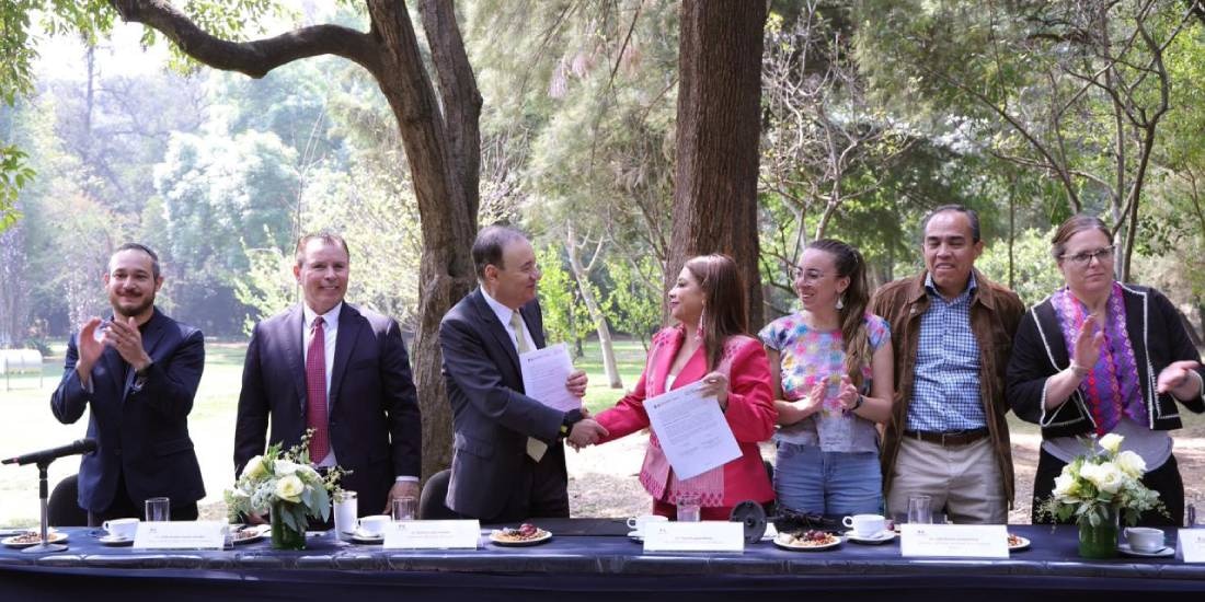 Gobierno de CDMX firma convenio con Sonora para fortalecer la conservación de bosques urbanos.