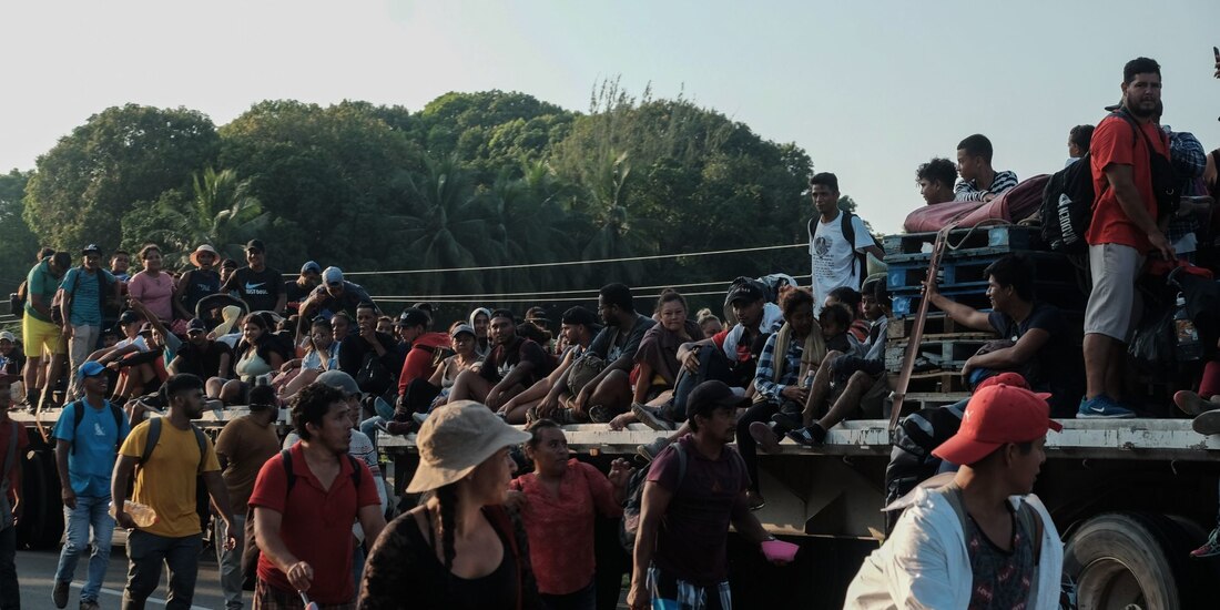 Miles de migrantes continúan su travesía rumbo a la Ciudad de México, en donde planean pedir refugio político