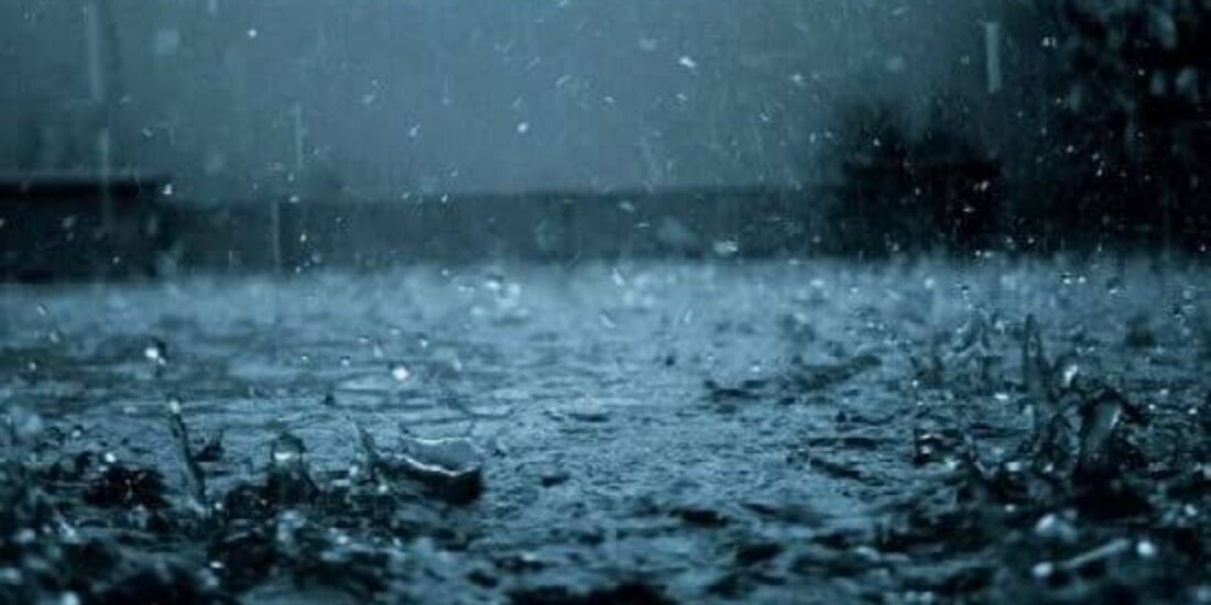 Toma tus precauciones al salir a la calle, pues pueden presentarse algunos deslaves, granizadas, descargas eléctricas.