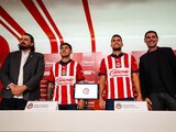 Amaury Vergara y Fernando Hierro presentan de manera oficial a Víctor Guzmán y Daniel Ríos como refuerzos de Chivas