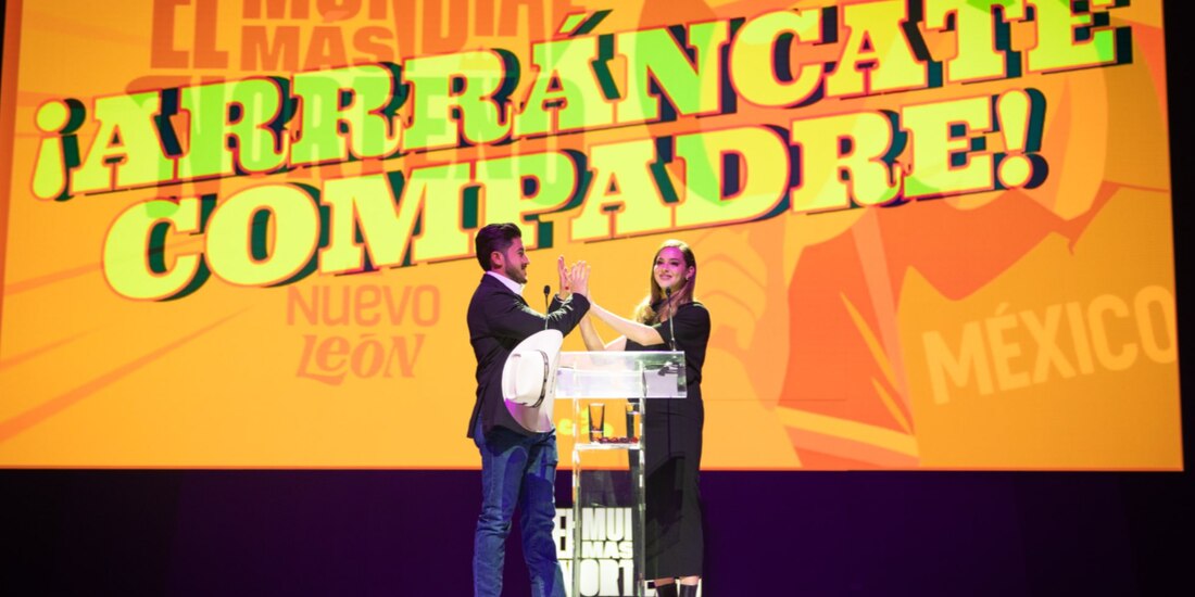 El Gobernador de Nuevo León y su
esposa presentaron, ayer, el proyecto
