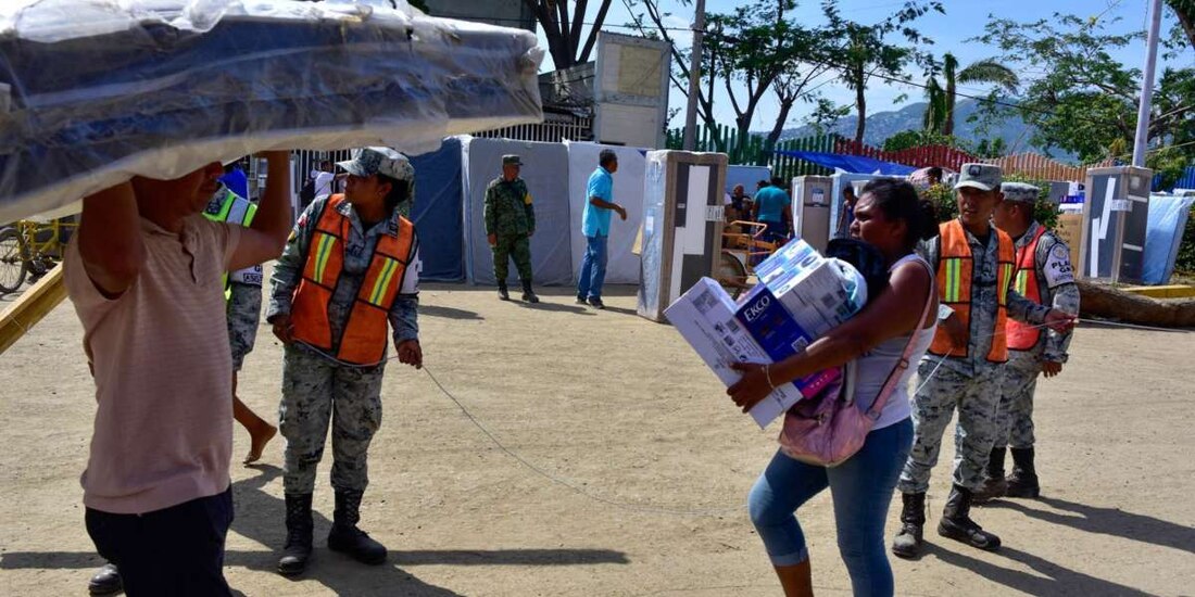 Este jueves seguirá la entrega de enseres en Acapulco.