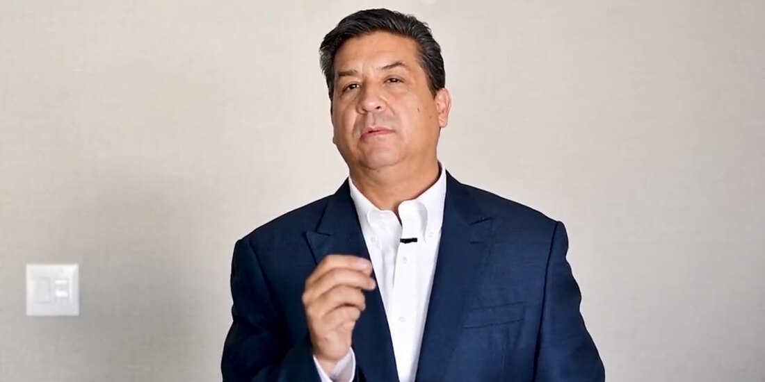 ‘Estoy dispuesto a dar la batalla’, dice García Cabeza de Vaca tras reunir firmas para el Frente Amplio por México.