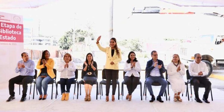 "Queremos que el Congreso se fortalezca, queremos que los poderes del estado se consoliden con una mejor infraestructura", señaló la gobernadora.