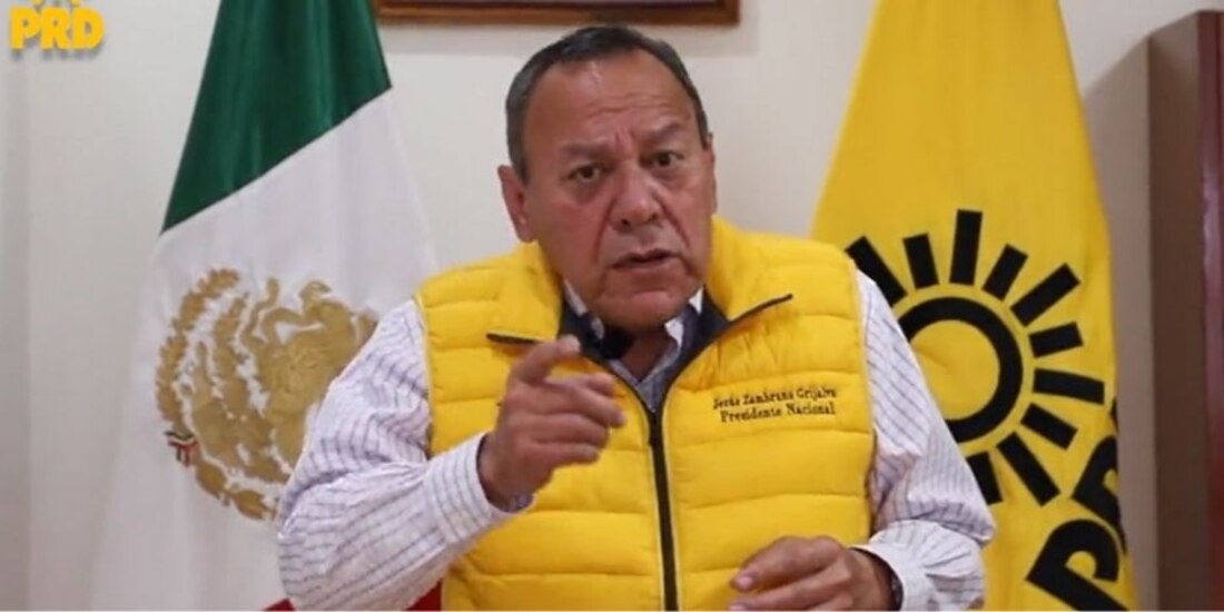 El dirigente nacional del PRD, Jesús Zambrano 