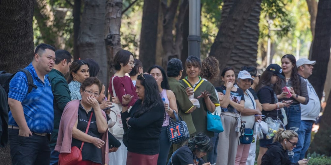 Simulacro de sismo en Avenida Paseo de la Reforma
