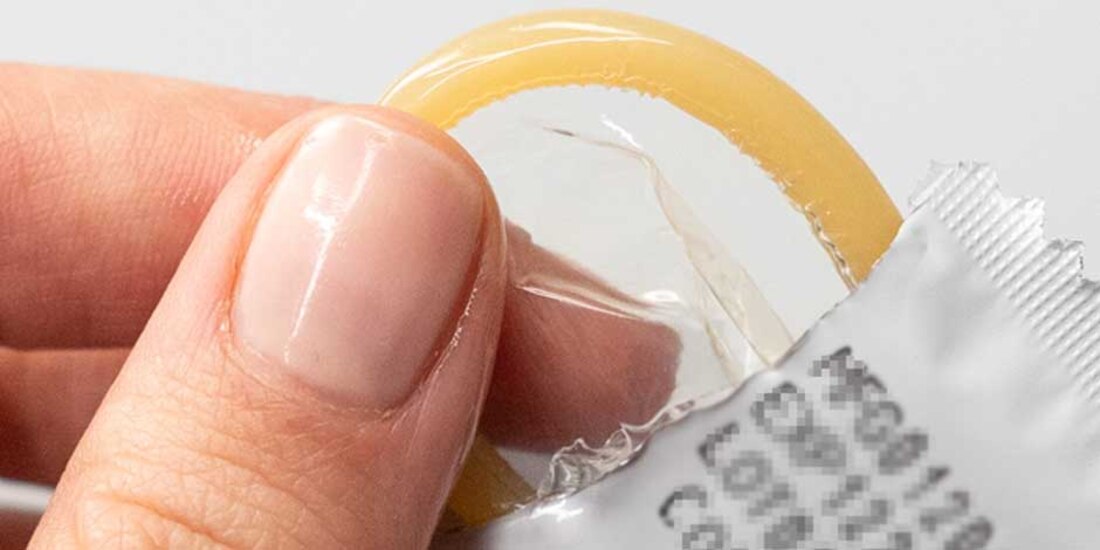 Cofepris emite alerta por falsos condones y lubricantes Sico que se venden en Internet