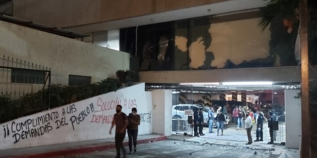 El gobierno no cederá ante actos vandálicos, indicó Ismael Brito.