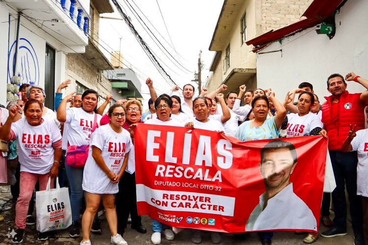Rescala Jiménez destaca la importancia de la colaboración entre sociedad civil y empresarios.