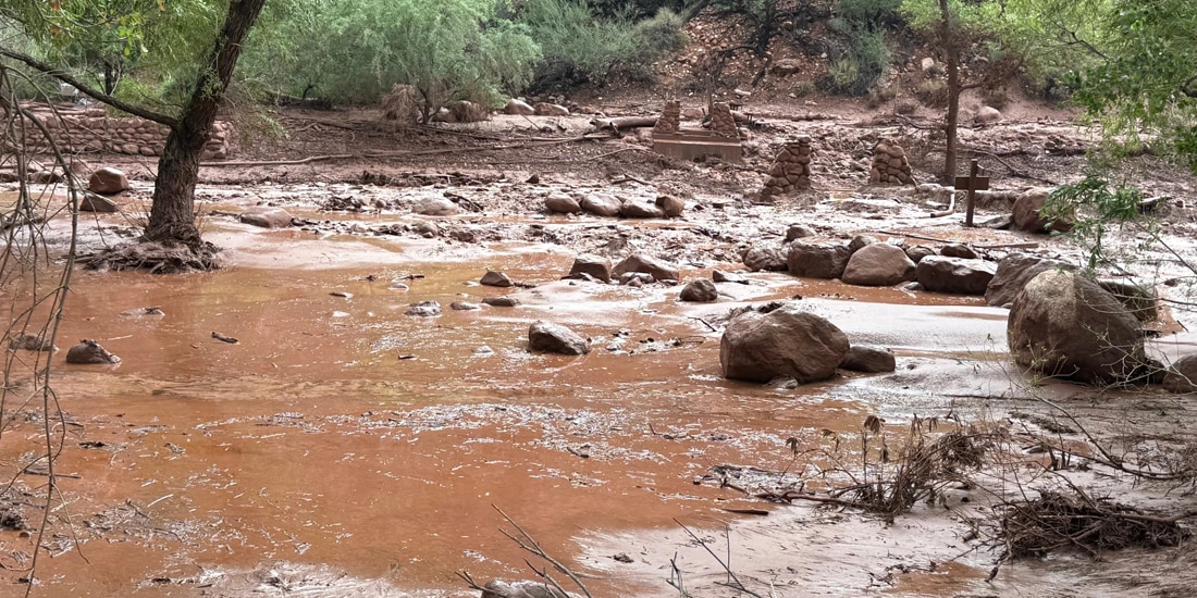 Restos de pilares de un puente del arroyo Bright Angel en el Gran Cañón, ayer.