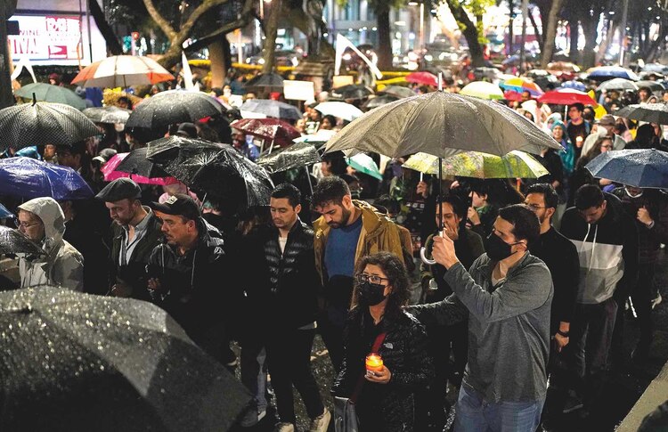Activistas y colectivos de derechos marcharon al Senado el martes pasado.