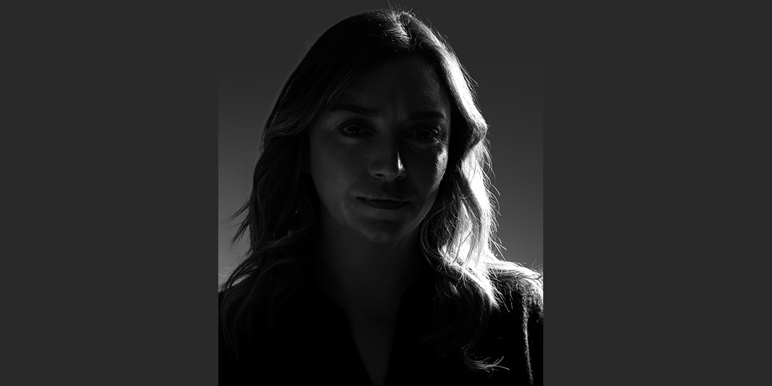 Regina Blandón en una sesión fotográfica de la obra.