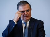 CIUDAD DE MÉXICO, 07JUNIO2022.- Marcelo Ebrard, secretario de Relaciones Exteriores, ofreció conferencia de prensa para dar detalles de su participación en la Cumbre de las América, en representación del presidente Andrés Manuel López Obrador. El canciller remarco la postura de la inasistencia del presidente debido a que no se invitó a todos los países a la cumbre por considerarse dictaduras. Asimismo, declaró que se reunirá con representantes de la comunidad mexicana en Los Ángeles para llevar el programa Jóvenes Construyendo el Futuro.
FOTO: GALO CAÑAS/CUARTOSCURO.COM