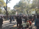 Paseo de la Reforma continúa parcialmente cerrada por manifestación de electricistas.