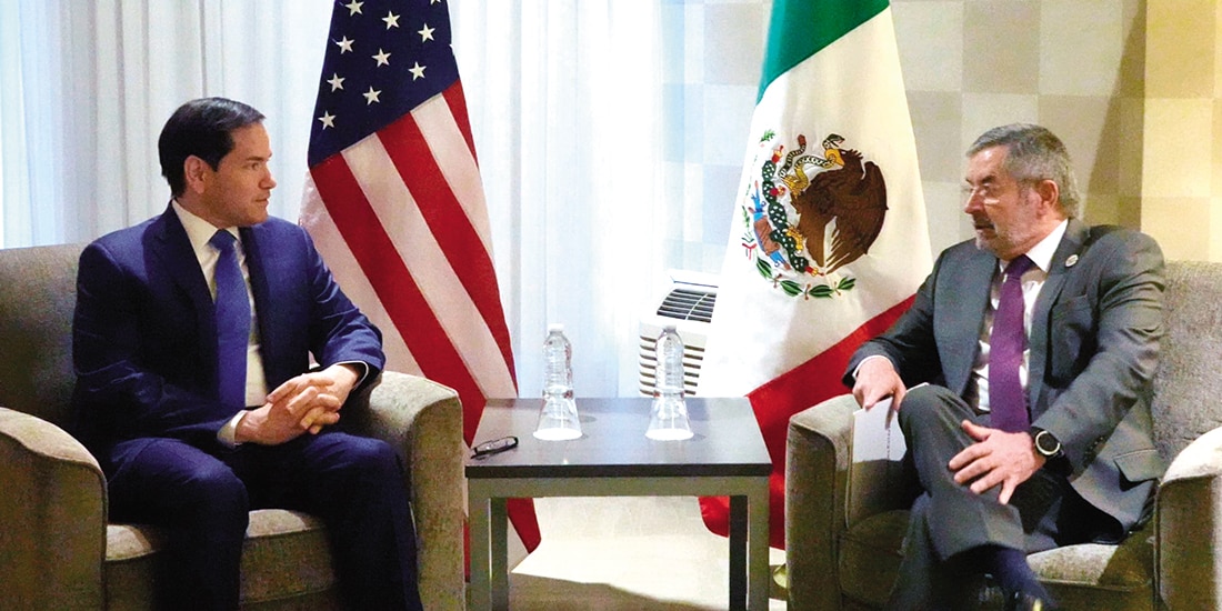 Marco Rubio, secretario de Estado de EU (izq.), y el canciller Juan Ramón de la Fuente, ayer.