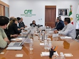 Convenio marco entre CFE e INFONAVIT asegura el suministro eléctrico para el plan habitacional proyectado de 2026 a 2030.