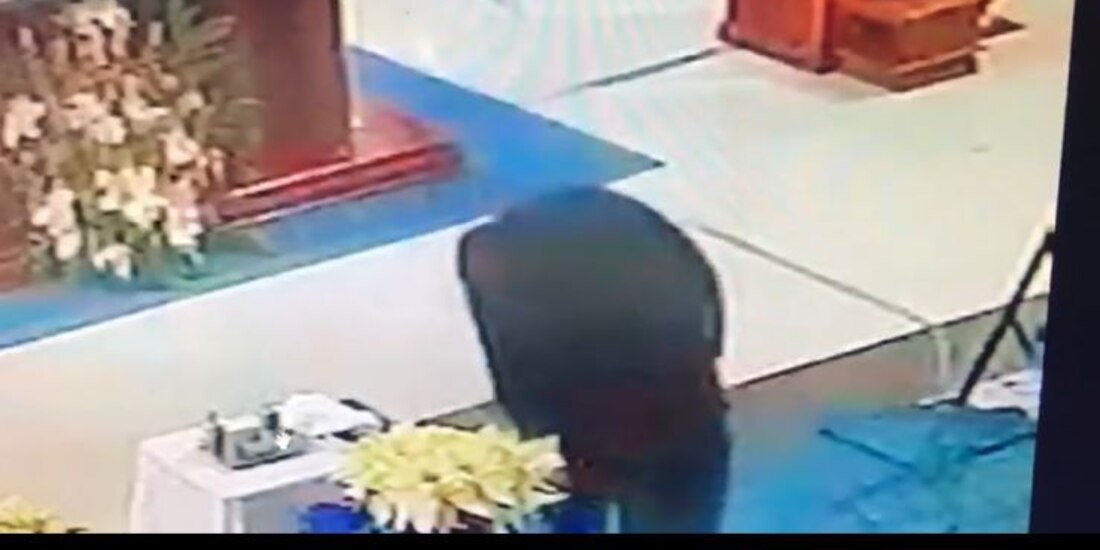 Ladrón en Iglesia de Michoacán