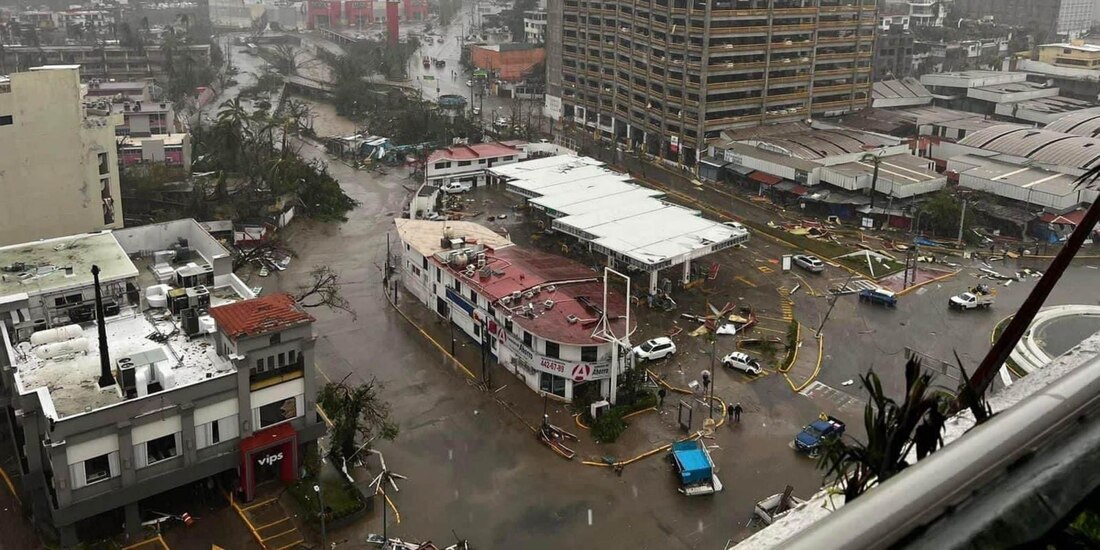 Protección Civil activa situación de emergencia en Guerrero tras paso de 'Otis'.
