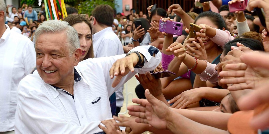López Obrador de gira por el país