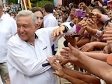López Obrador de gira por el país