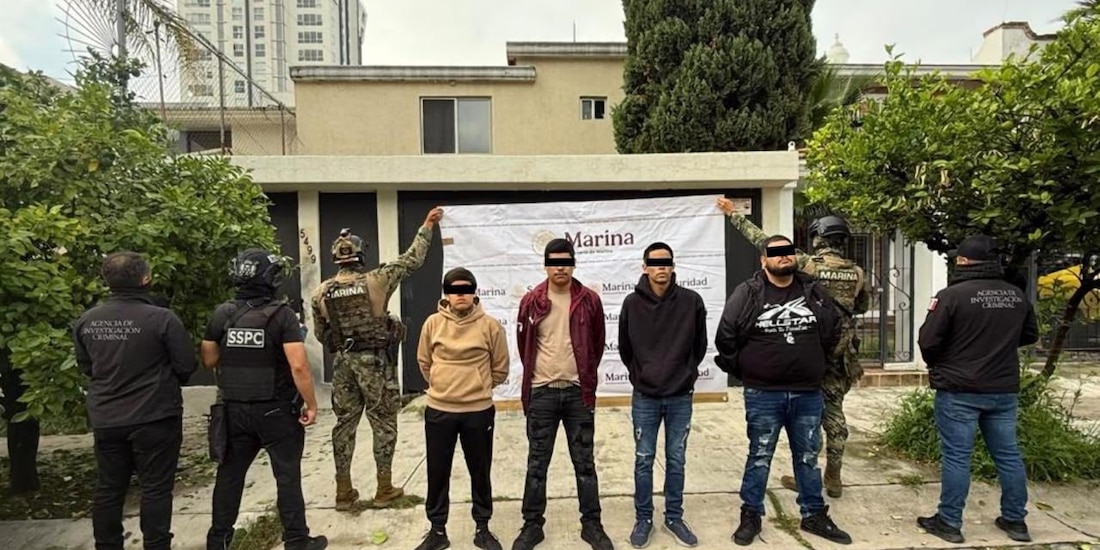 Autoridades federales detuvieron a seis presuntos integrantes de Los Deltas durante cateos simultáneos en tres inmuebles de Zapopan, Jalisco.