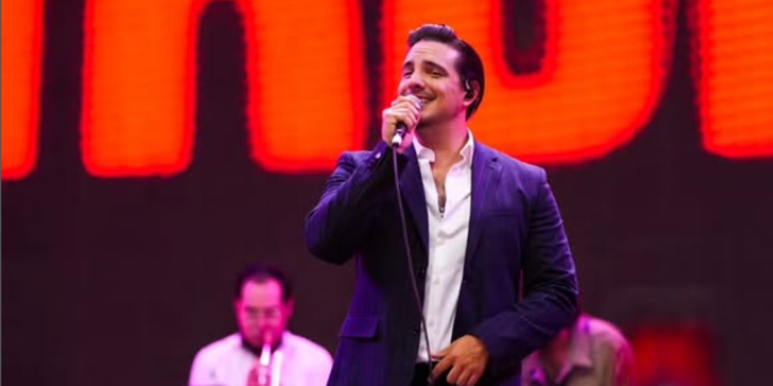 Vadhir Derbez