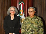 Graciela Domínguez, gobernadora interina de Sinaloa, y Almirante Raymundo Pedro Morales Ángeles, titular de la Semar.