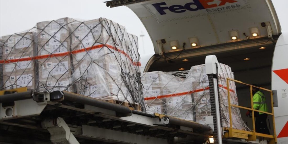 El envío llegó la mañana de este miércoles al Aeropuerto de Toluca, en el Edomex.