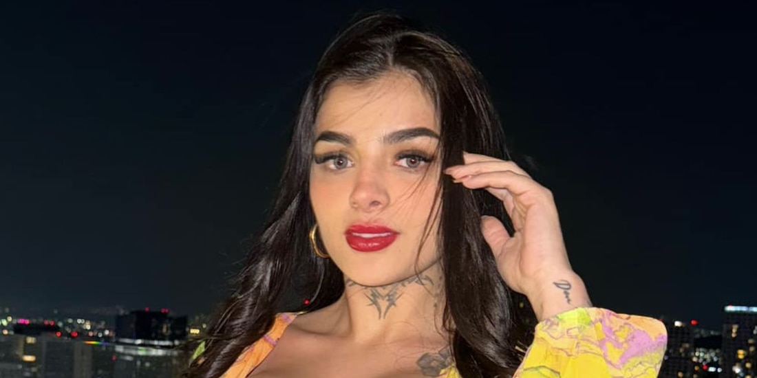 Karely Ruiz entrega premio de 200 mil a fan que se tatuó su cara
