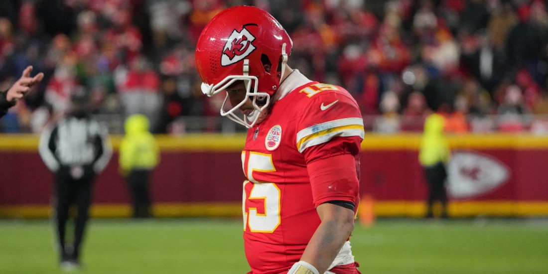 Patrick Mahomes se lamenta durante el partido ante Houston.