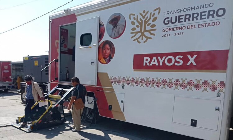 Hay consultas generales, atención de laboratorio clínico, Rayos X, entre otras.