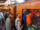 Registran aglomeraciones y avance lento en Metro de CDMX.