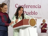 La Presidenta a lado de la deportista.