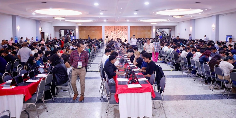 Primer día del examen de control presencial de la UNAM en León, Guanajuato, el 12 de agosto de 2026.