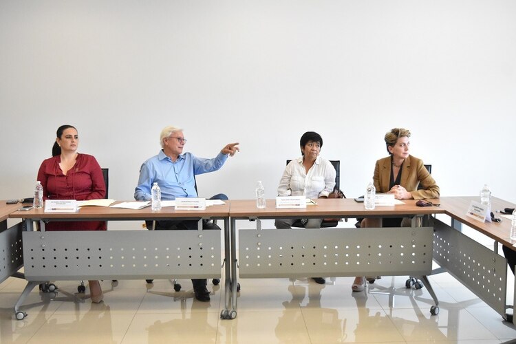 Jaime Bonilla manifestó su preocupación por los movimientos de tierra que se generan, particularmente en la ciudad de Tijuana