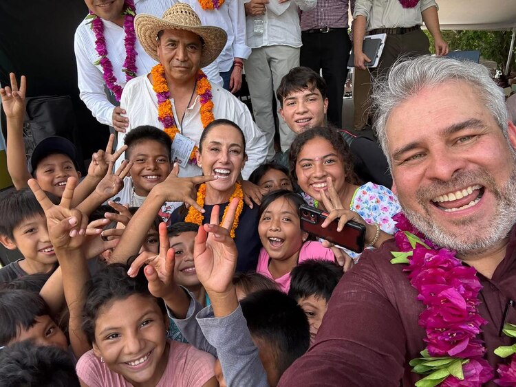 La comunidad de Pómaro donó el terreno para la construcción del hospital en Maruata.