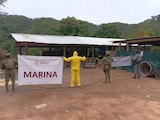 Marina neutraliza laboratorio clandestino en Michoacán.