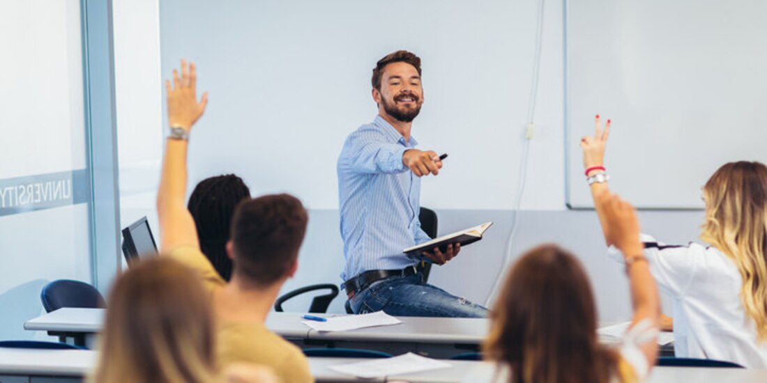 Este lunes se celebra el Día del Maestro en México.