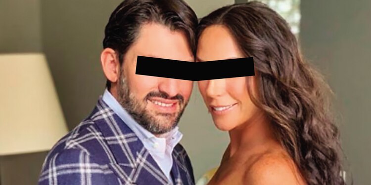 Víctor Manuel Álvarez Puga con su esposa Inés Gomez Mont, en foto de archivo.