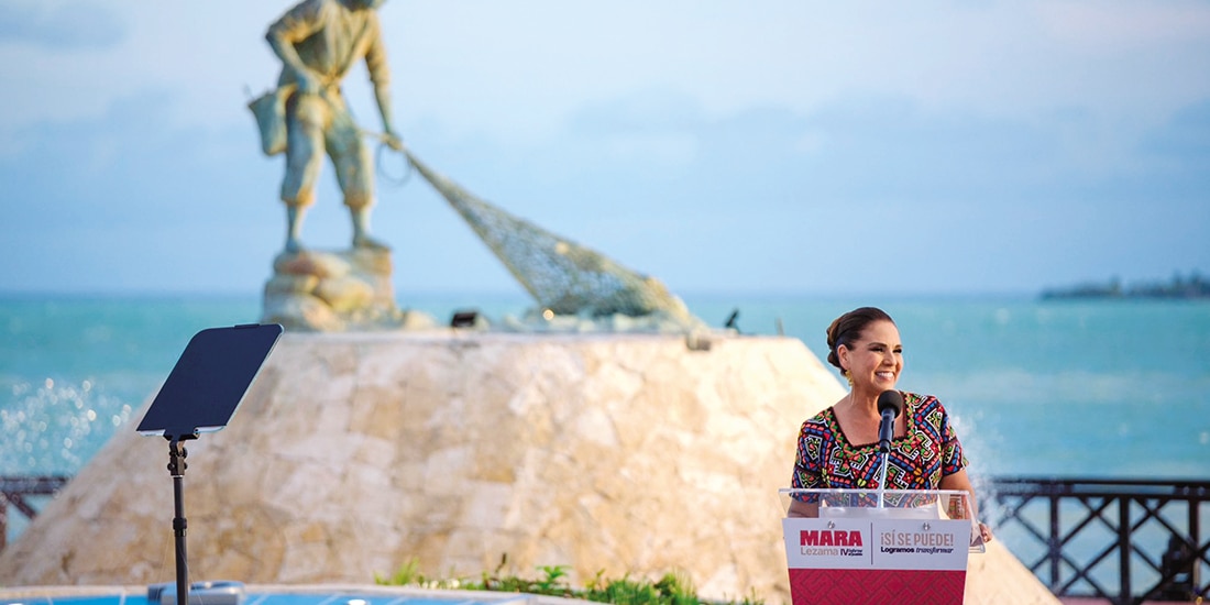 LA MANDATARIA estatal, ayer, en Chetumal