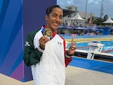 Celia Pulido presume su medalla de oro.