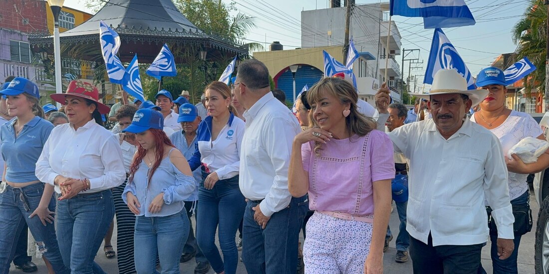 Lorena Beaurregard, candidata a la gobernación de Tabasco por el PAN, en Macuspana el 23 de marzo.