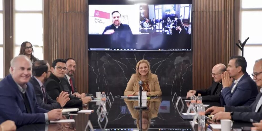 Maru Campos asegura que la Universidad Anáhuac fortalecerá la formación profesional en Chihuahua y contribuirá al desarrollo del talento local.