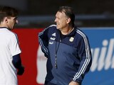 Lionel Messi y Gerardo Martino en la época en la que el 'Tata' dirigía a Argentina.