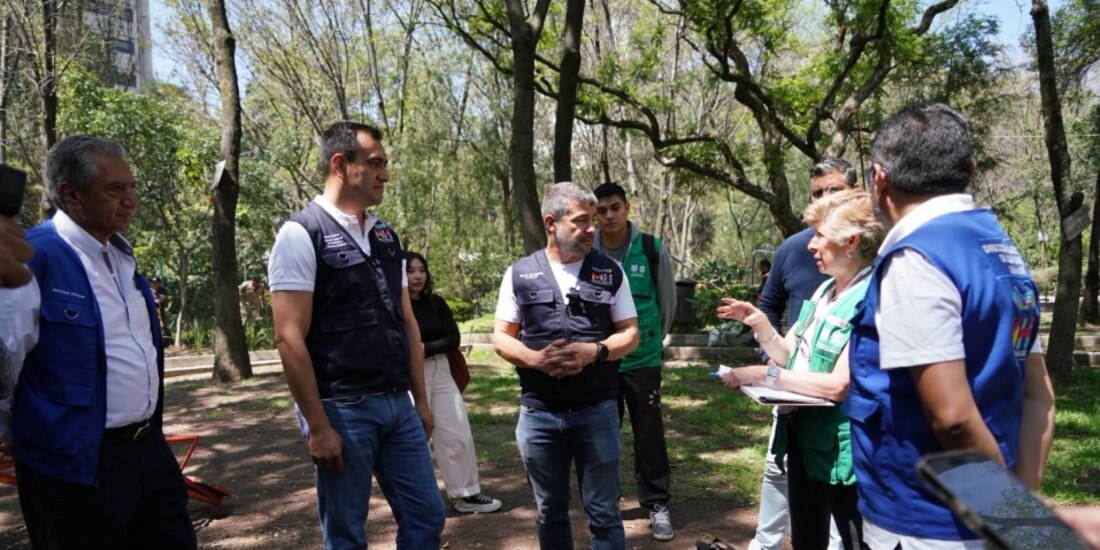 Mauricio Tabe supervisa jornada comunitaria con infractores cívicos en Miguel Hidalgo.