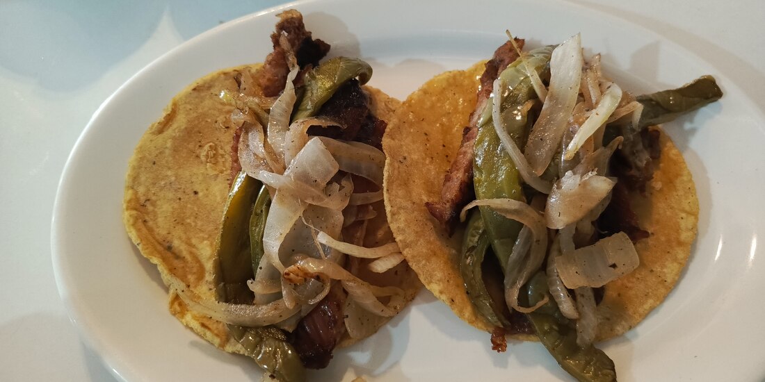 Tacos de carne de jabalí
